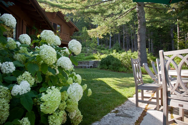 Le Petit Chalet 2011 APLD International Landscape Design Gold Award Winner: Matthew Cunningham Landscape Design; Photo Credit: Matthew Cunningham Le_Petit_Chalet_4